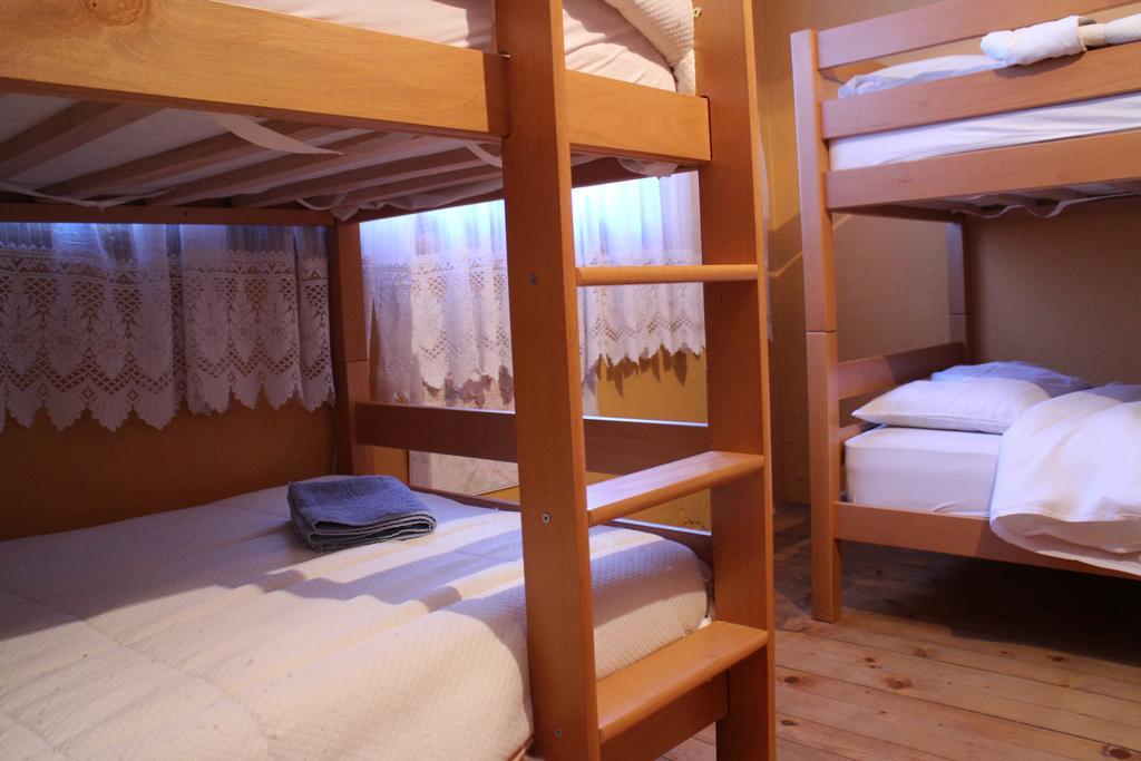 Hostel Hikers Den 자블야크 객실 사진