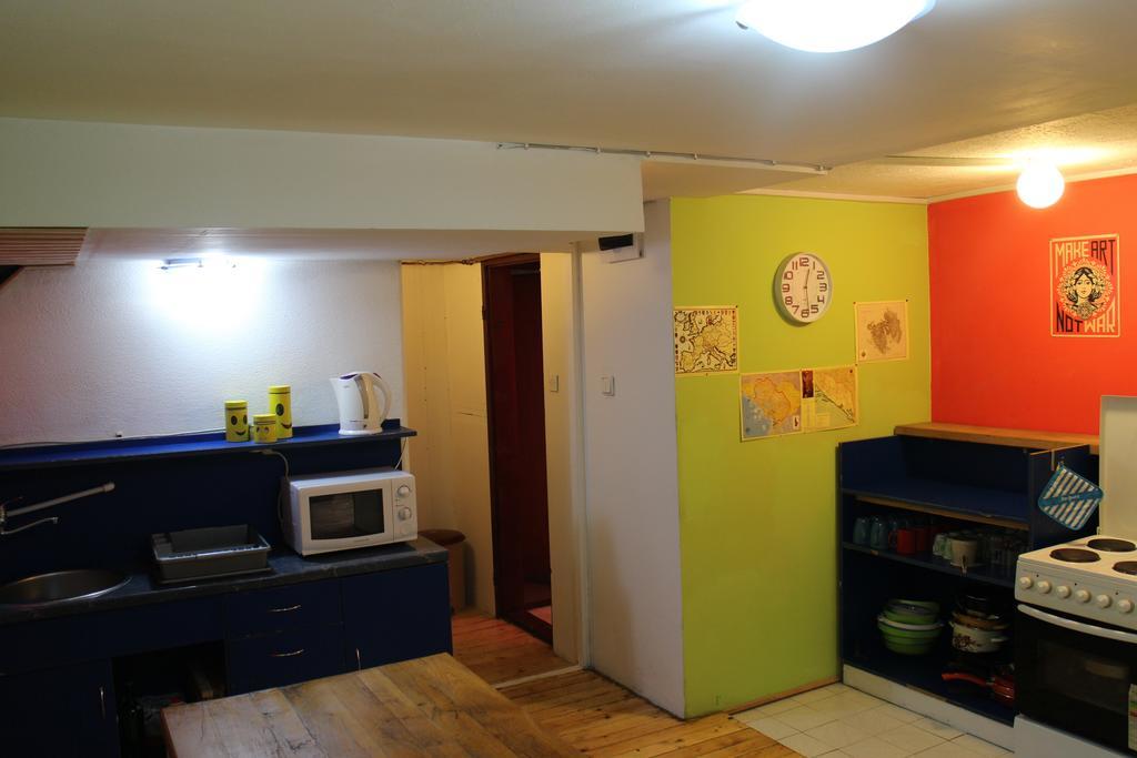 Hostel Hikers Den 자블야크 외부 사진