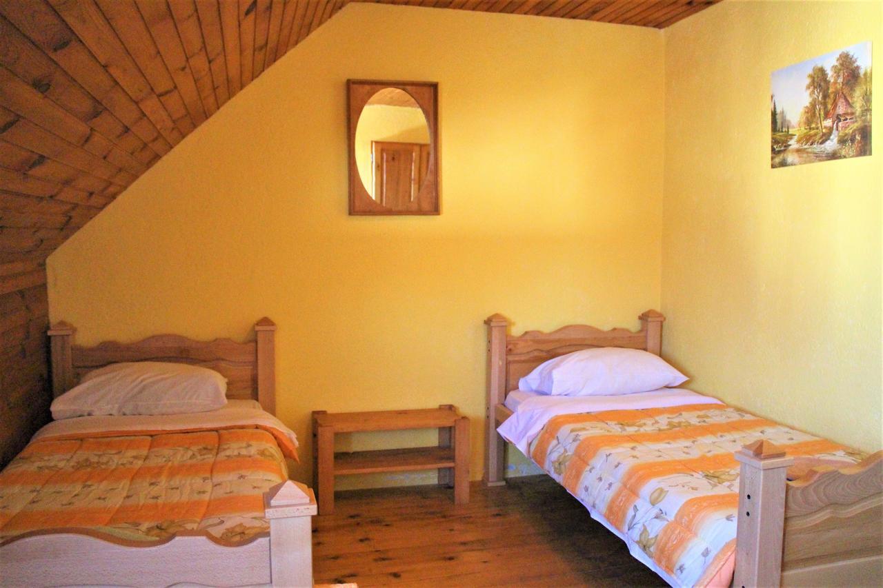 Hostel Hikers Den 자블야크 외부 사진
